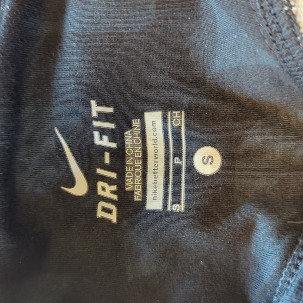 Nike dri-fit Capri legging - Picture 6 of 9
